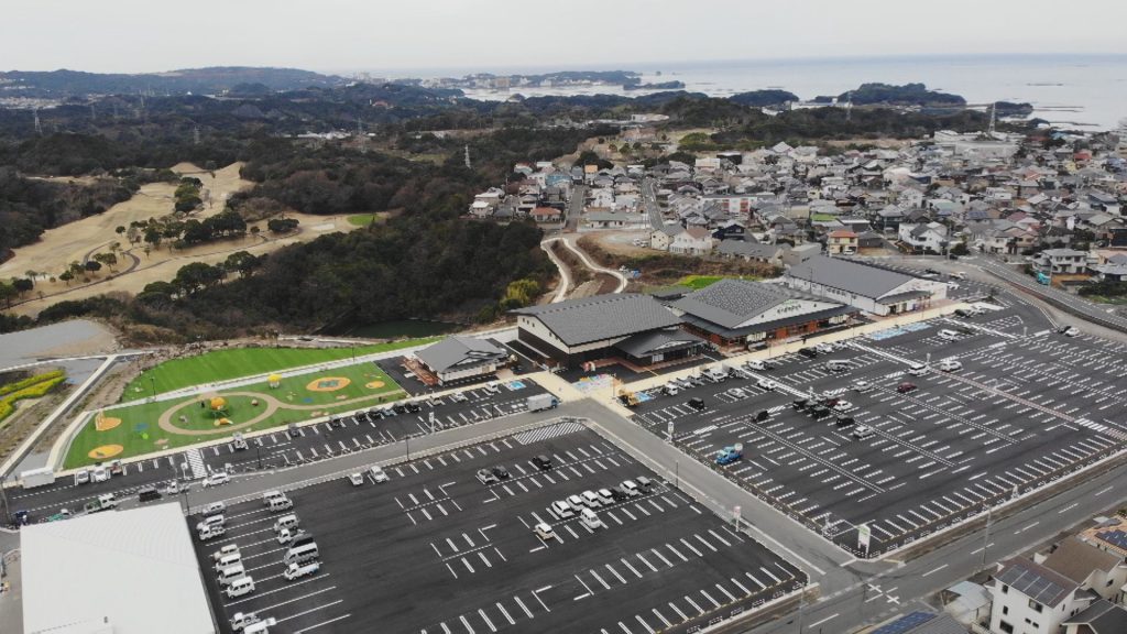 上富田町の高台に位置する西日本最大級の体験型直売所