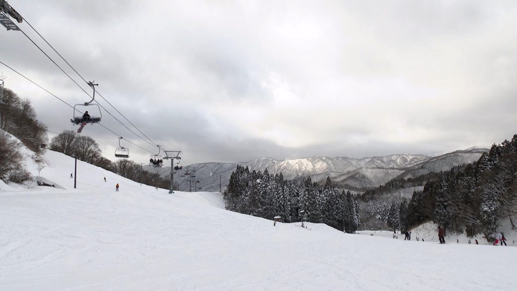 グランスノー奥伊吹